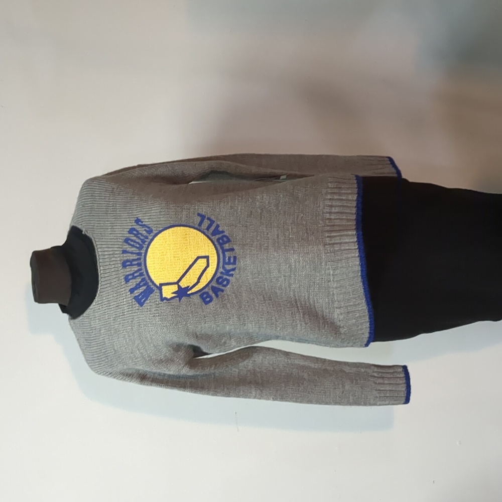NWT Touch by Alyssa Milano Warriors NBA Sweater, Size Small - Picture 2 of 14